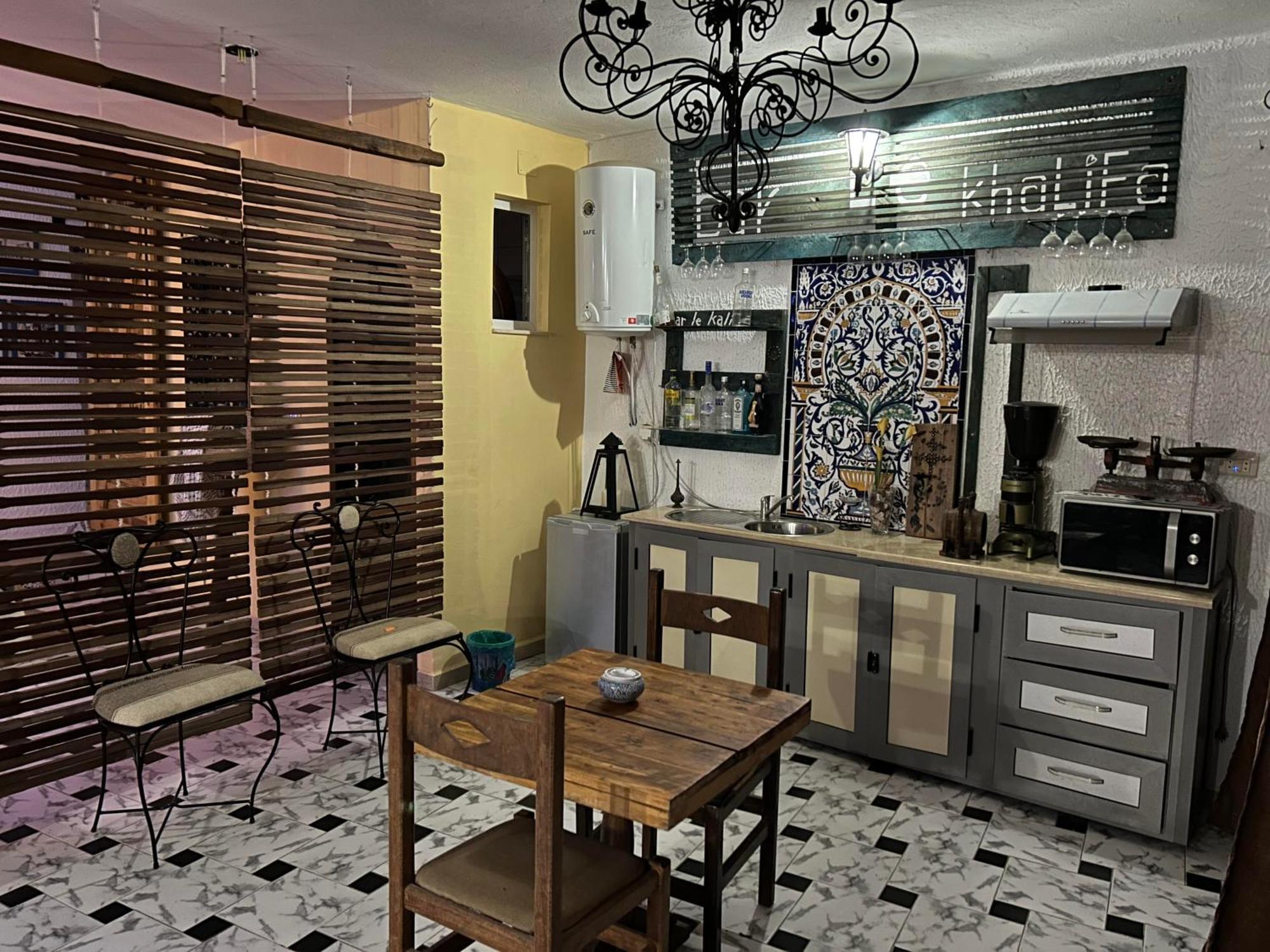 L'Artisan Hotel Harqalah Bagian luar foto