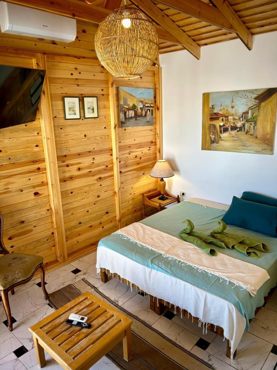 L'Artisan Hotel Harqalah Bagian luar foto